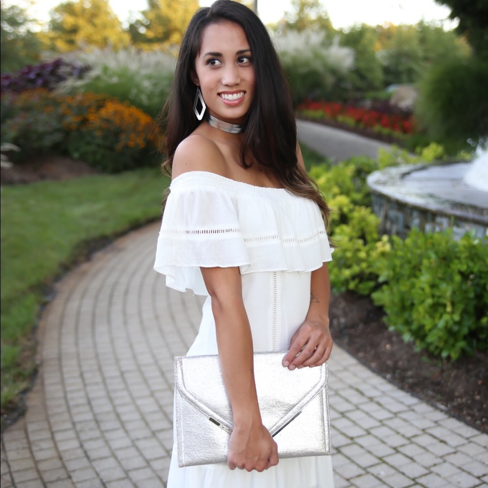 BCBG clutch